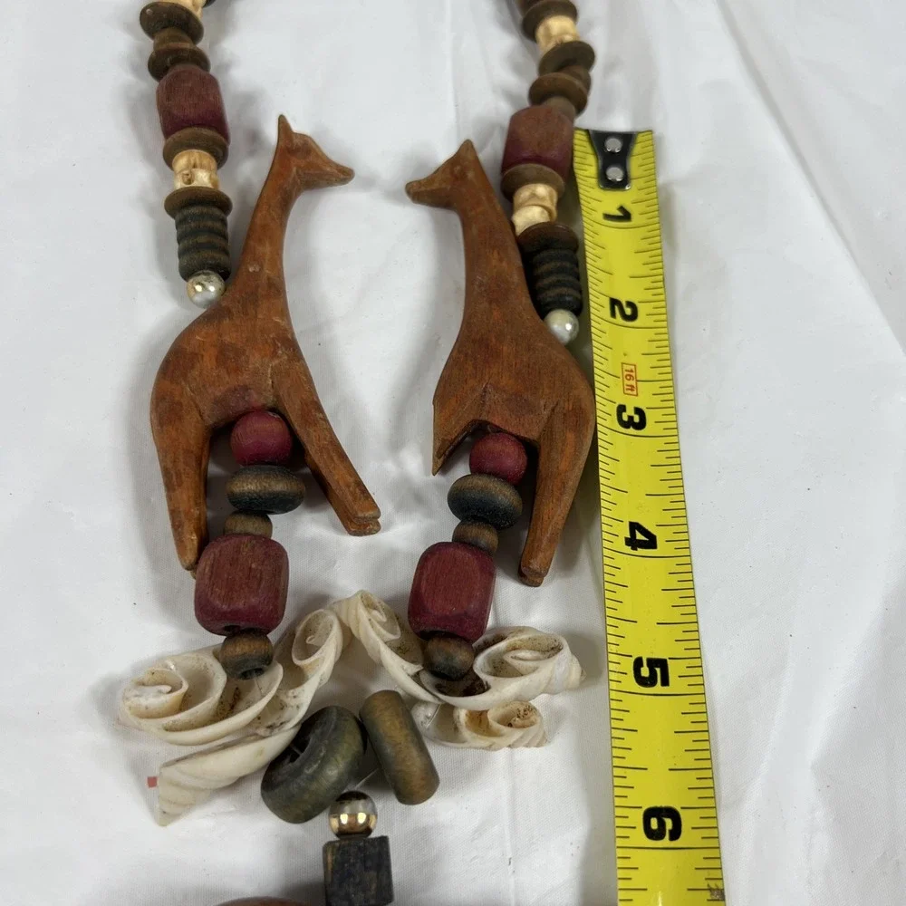 Vintage Hand Carved Wooden African Wildlife Animal Beaded Necklace‎